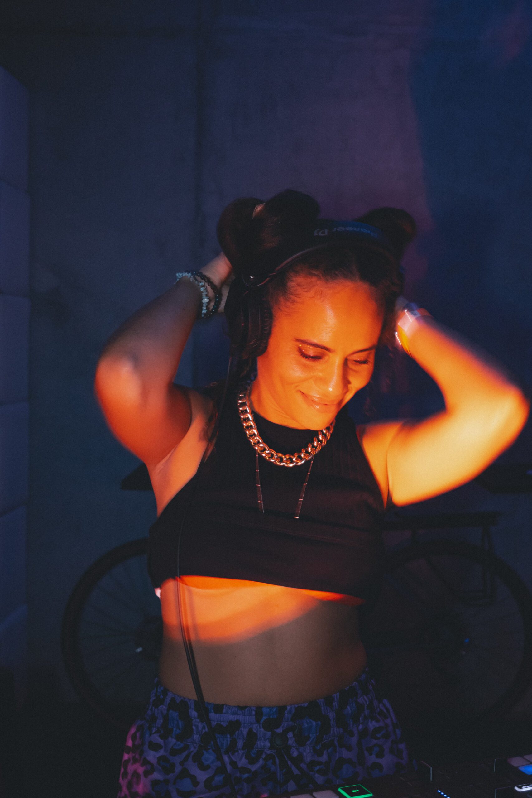 Djattalea Background